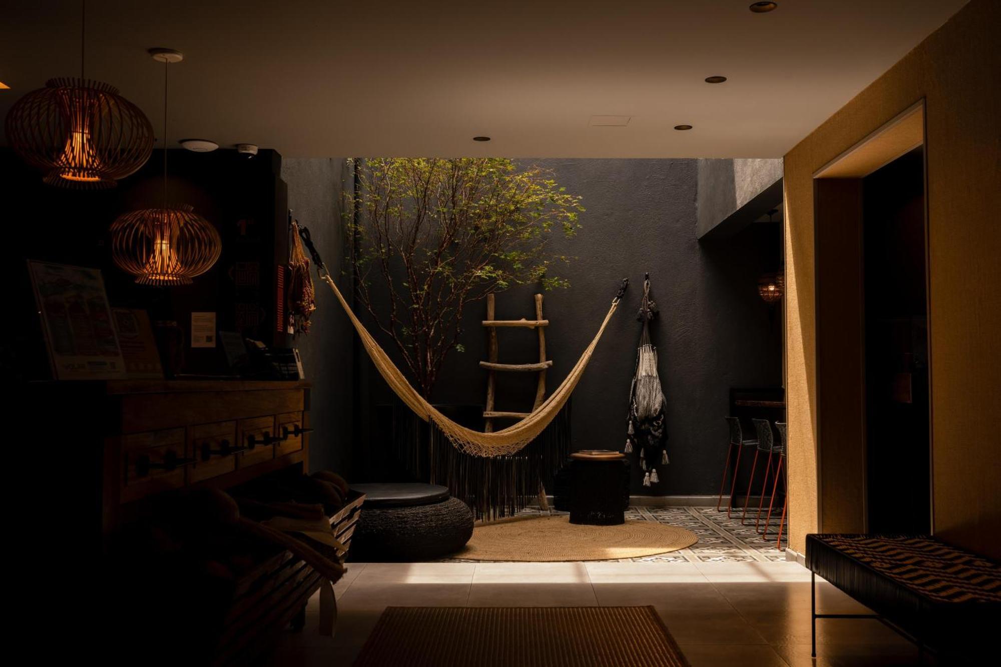 Sui Boutique Hotel Меделин Екстериор снимка