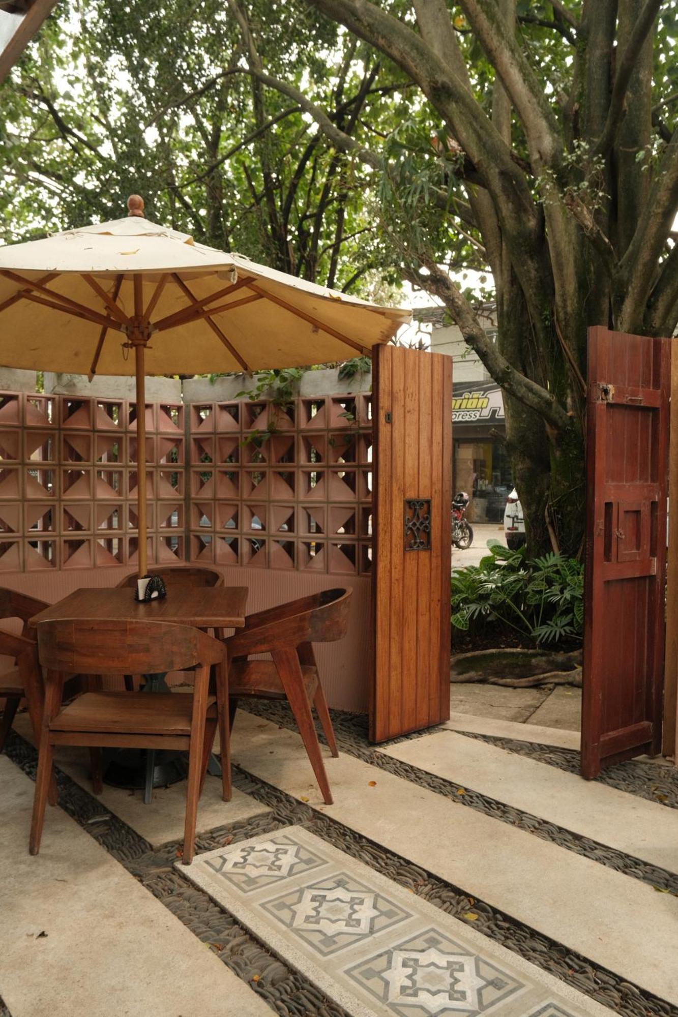 Sui Boutique Hotel Меделин Екстериор снимка